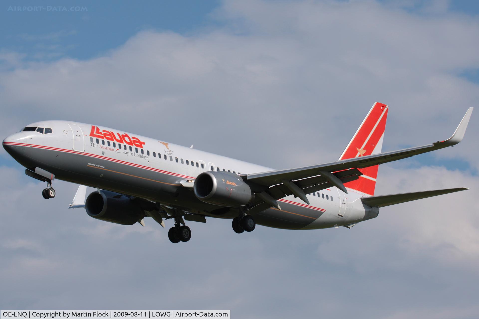OE-LNQ, 2003 Boeing 737-8Z9 C/N 30421, .
