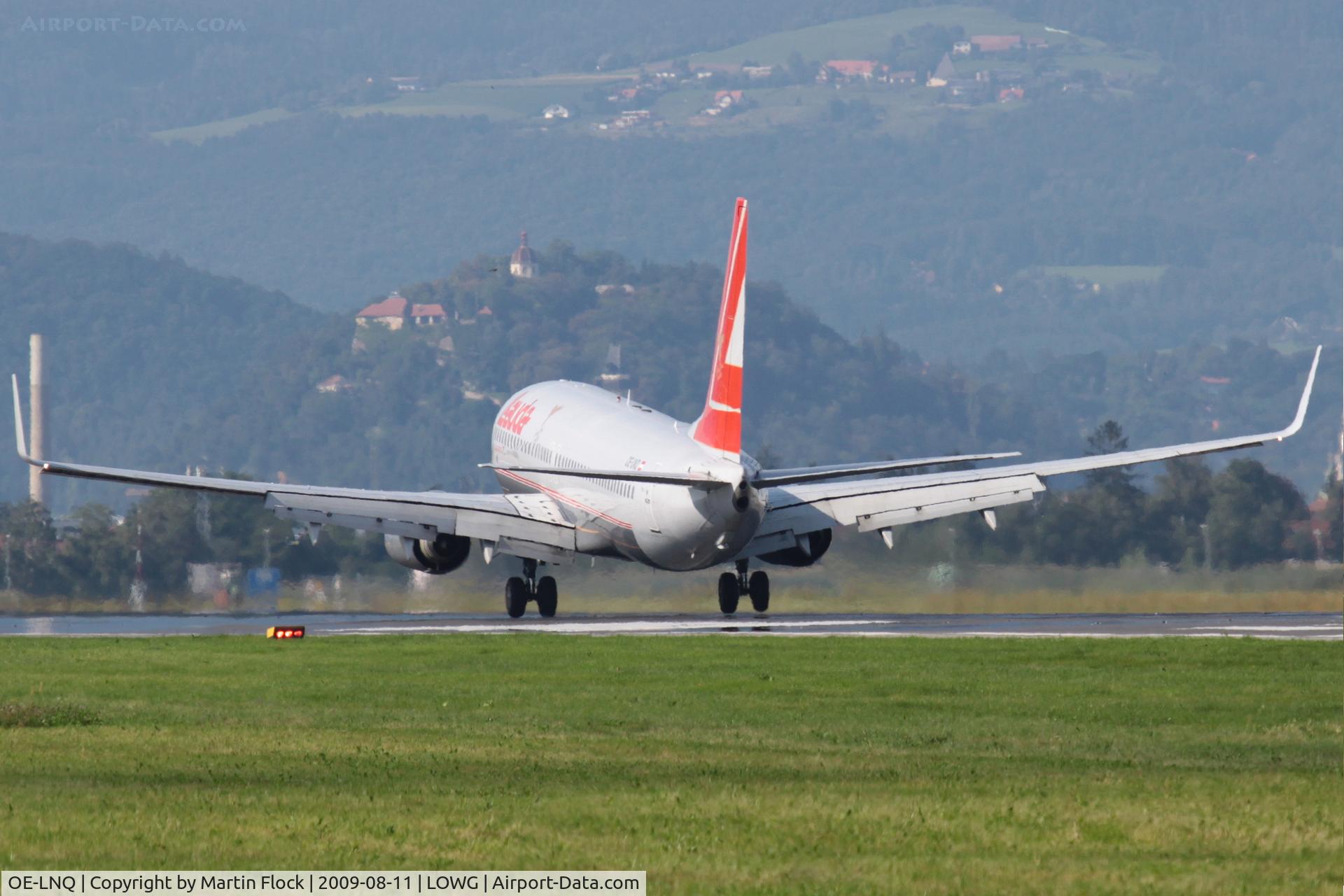 OE-LNQ, 2003 Boeing 737-8Z9 C/N 30421, .