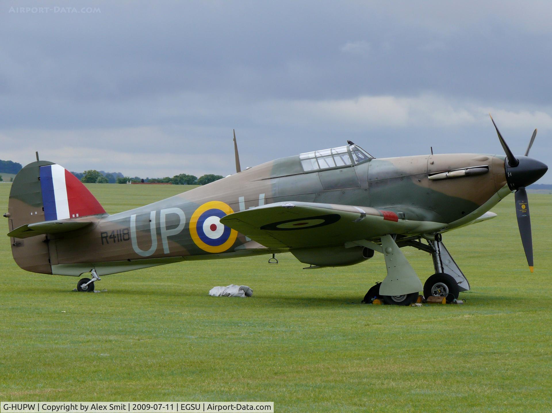 G-HUPW, 1940 Hawker Hurricane I C/N G592301, Hawker Hurricane I G-HUPW Peter Vacher painted as Royal Air Force R4118/UP-W