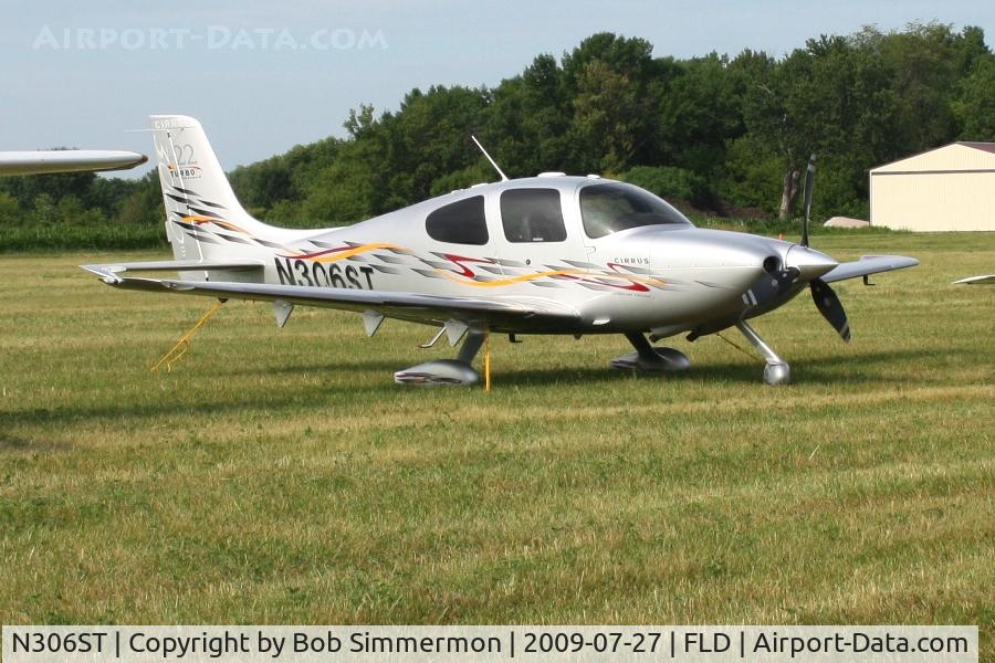 N306ST, 2006 Cirrus SR22-g2 Turbo 3000 C/N 2247, Parked in Fond du Lac's transient area during Airventure 2009