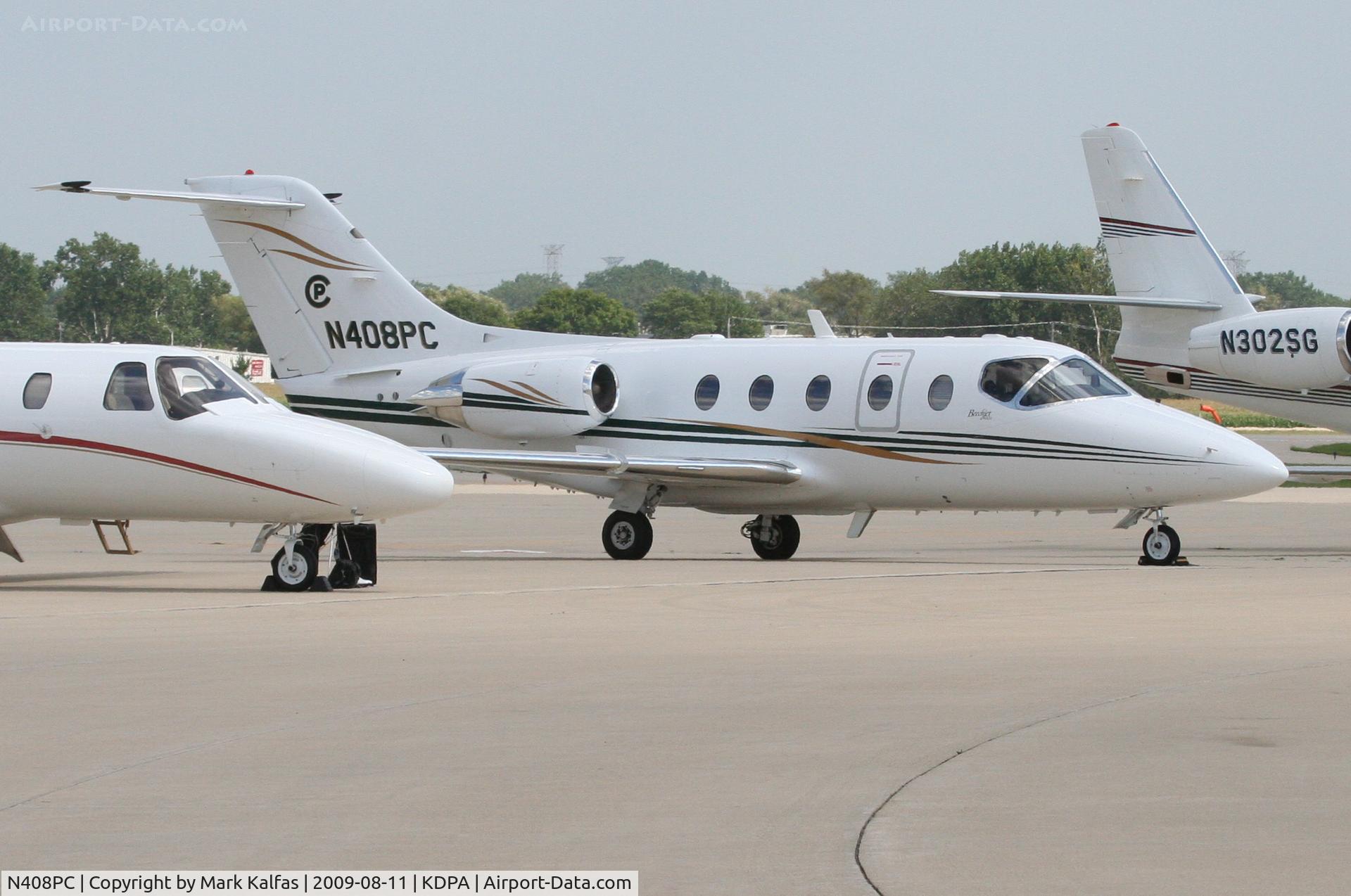 N408PC, 2001 Beech 400A Beechjet Beechjet C/N RK-325, Raytheon Aircraft Company 400A, 408PC on the Ramp KDPA.