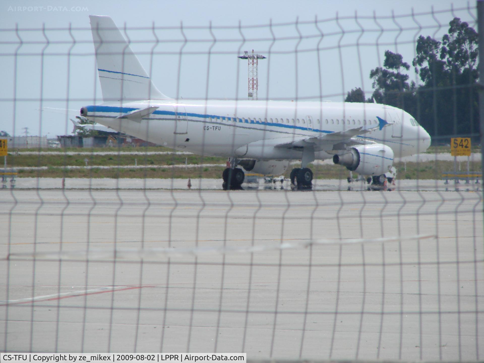 CS-TFU, 2005 Airbus A319-115LR C/N 2440, OMNI´s Airbus A319 - MSN 2440
