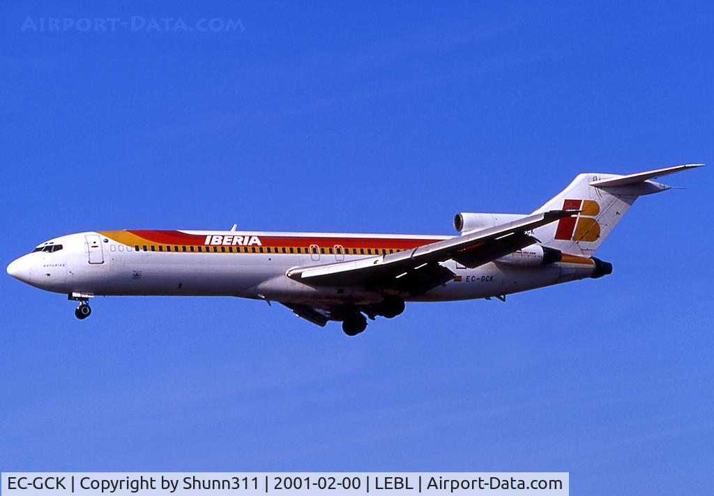EC-GCK, 1972 Boeing 727-256 C/N 20603, Landing rwy 25