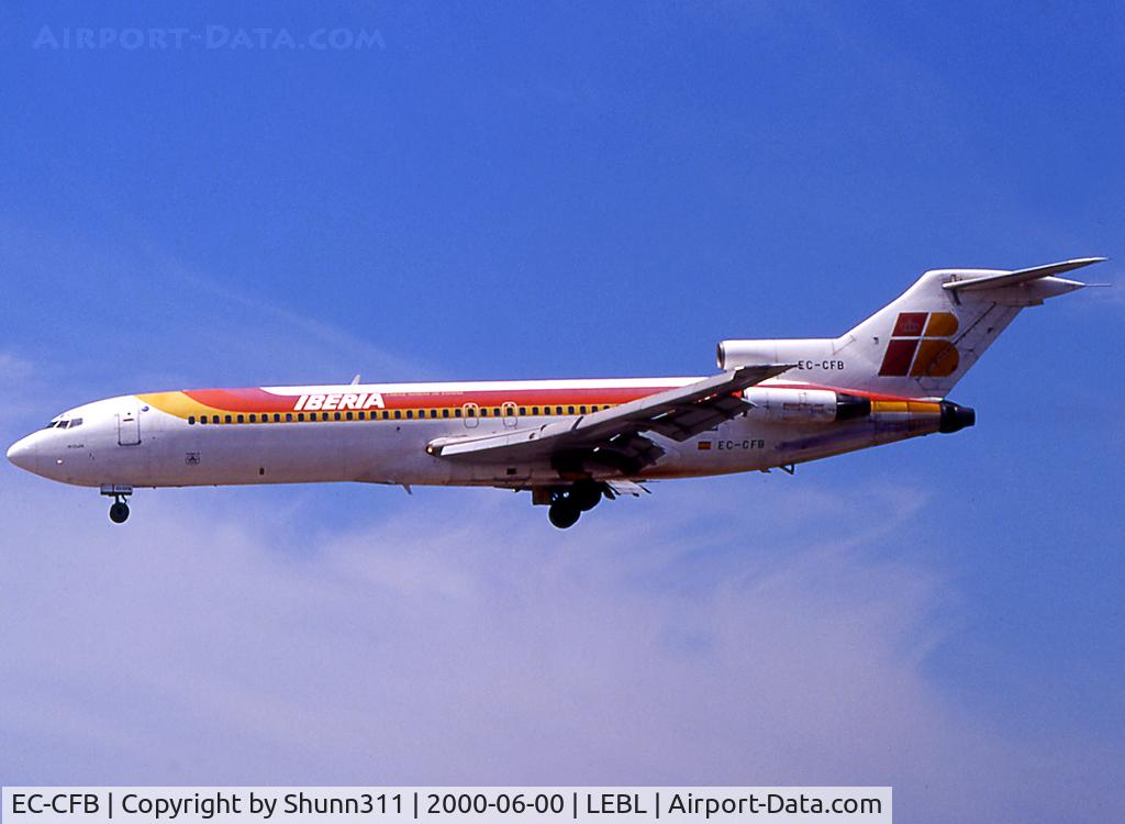 EC-CFB, 1973 Boeing 727-256 C/N 20812, Landing rwy 25