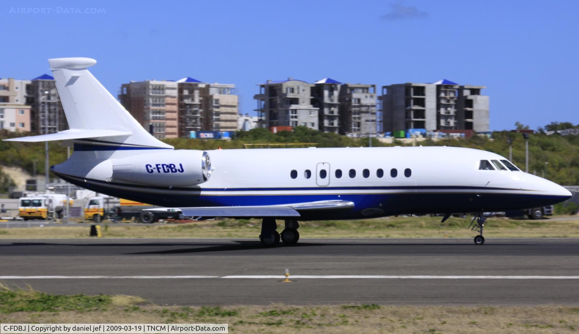 C-FDBJ, 2007 Dassault Falcon 2000EX C/N 145, Landing rn 10