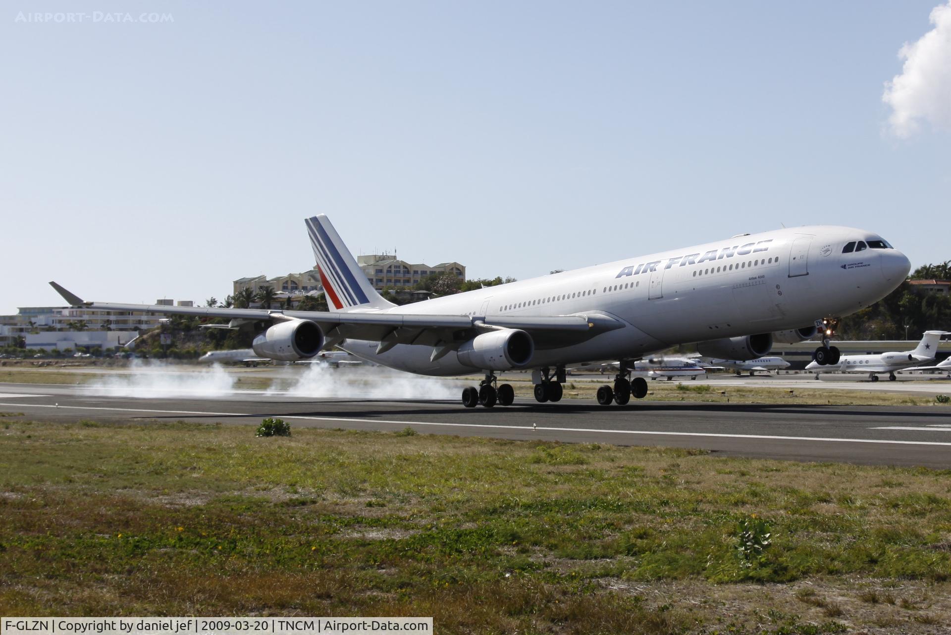 F-GLZN, 1998 Airbus A340-313X C/N 245, bounce and go!!!!!!