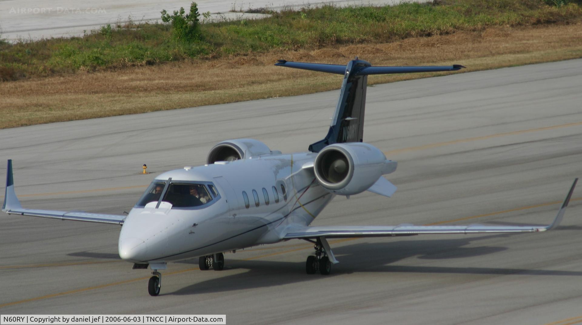 N60RY, 1997 Learjet Inc 60 C/N 108, preping for take off