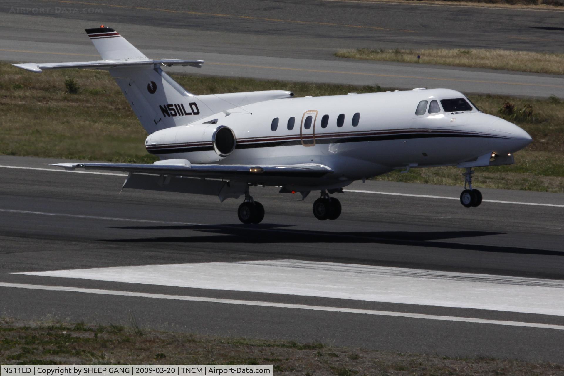 N511LD, 1982 British Aerospace HS.125-700A C/N NA-0333, Landing rn 10