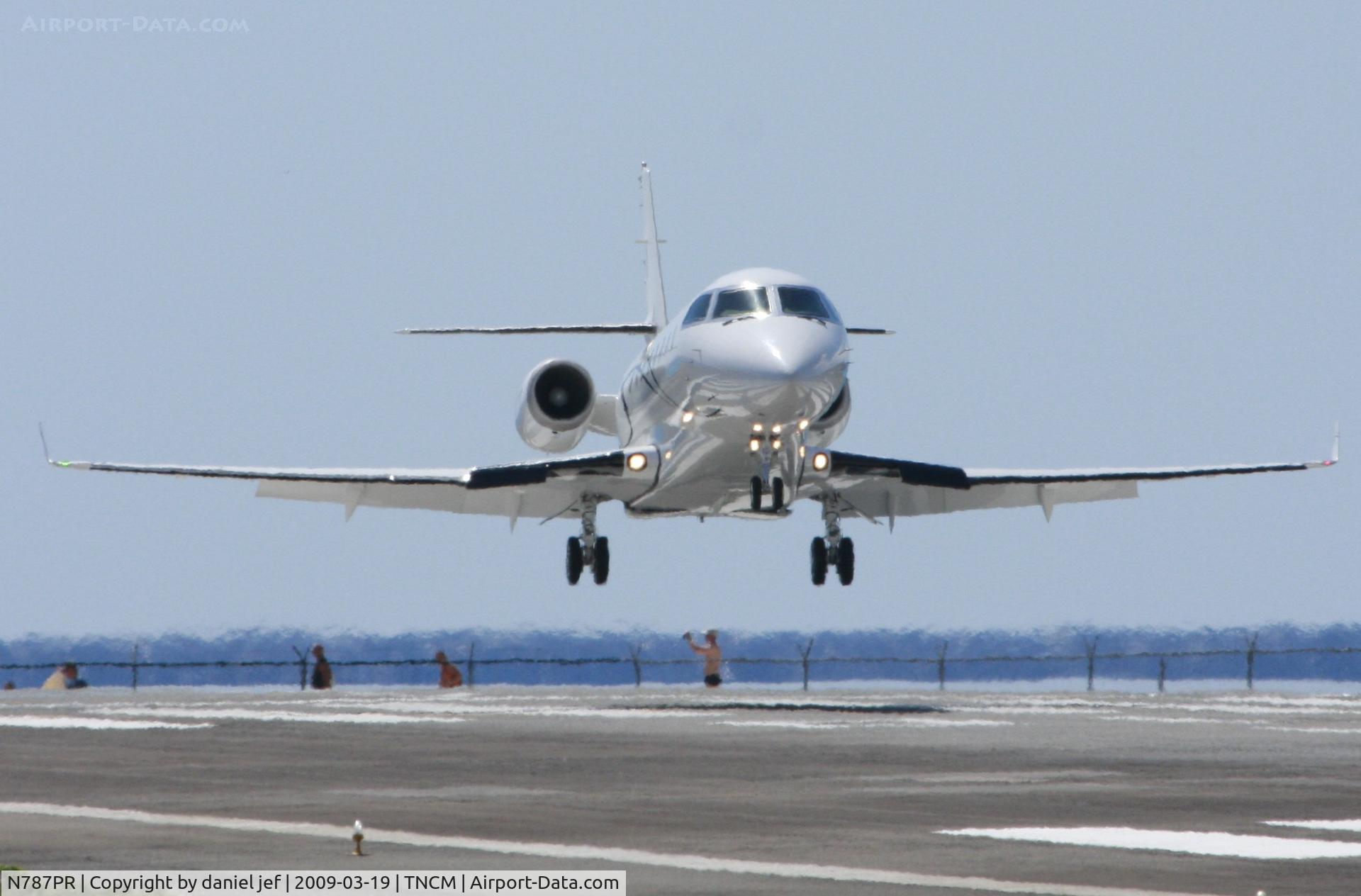 N787PR, 2006 Israel Aircraft Industries Gulfstream 200 C/N 138, landing runway 10