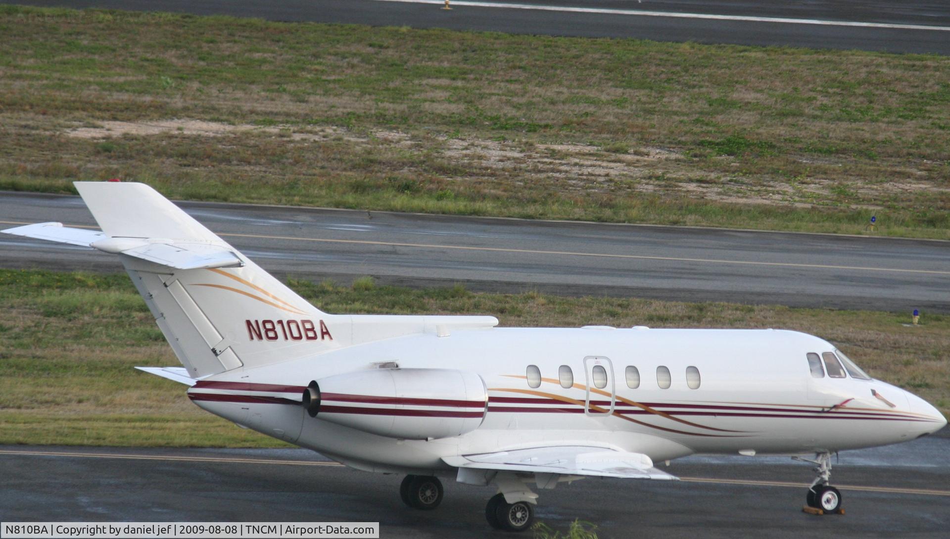 N810BA, British Aerospace BAe.125 Series 800A C/N 258010, park at the cargo ramp