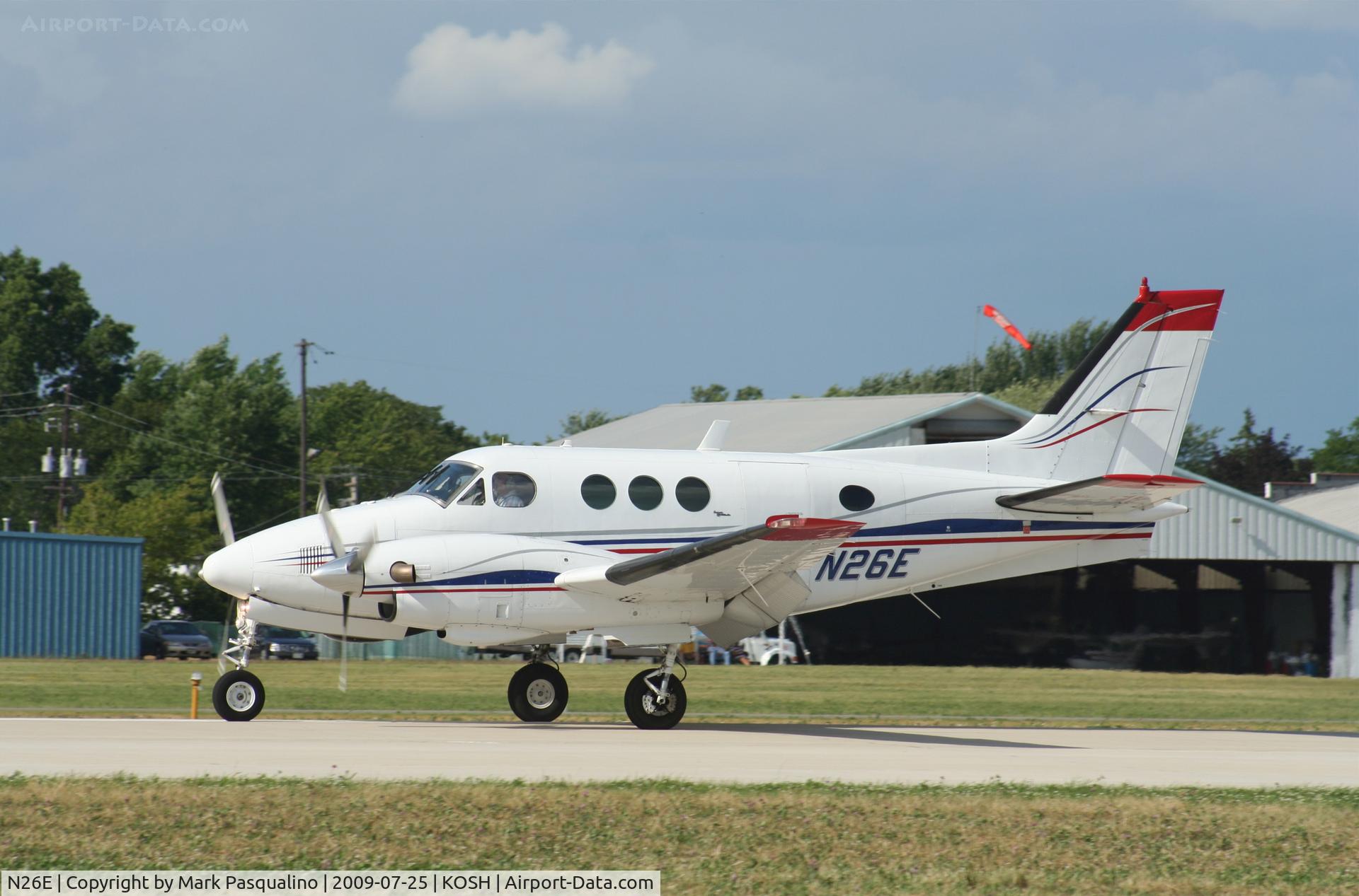 N26E, 1973 Beech E90 King Air C/N LW-62, Beech E90
