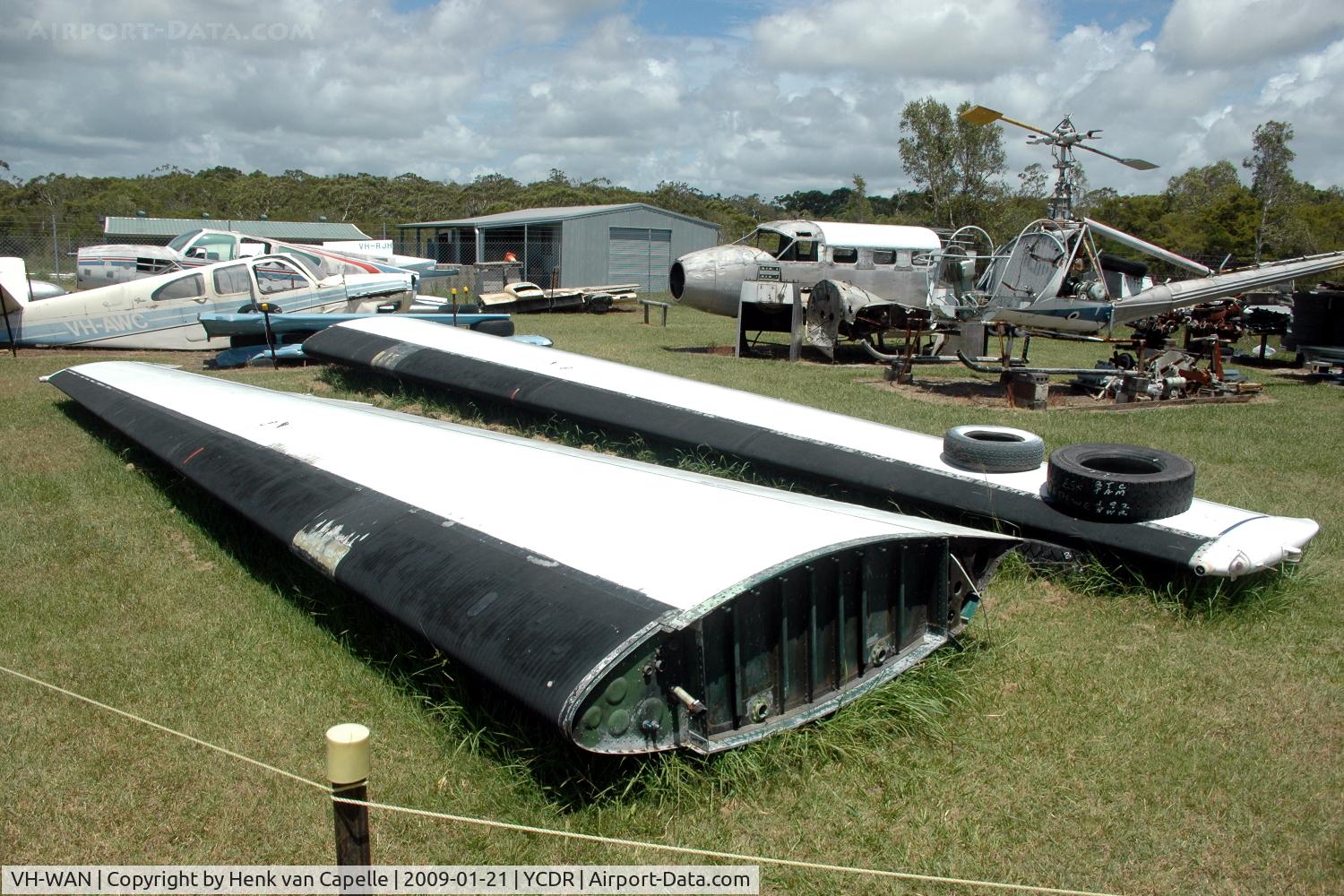 VH-WAN, 1966 Fokker F.27-600 Friendship C/N 10315, The wings of the Fokker Friendship in the Queensland Air Museum. It still has to be built up again after its recent arrival.