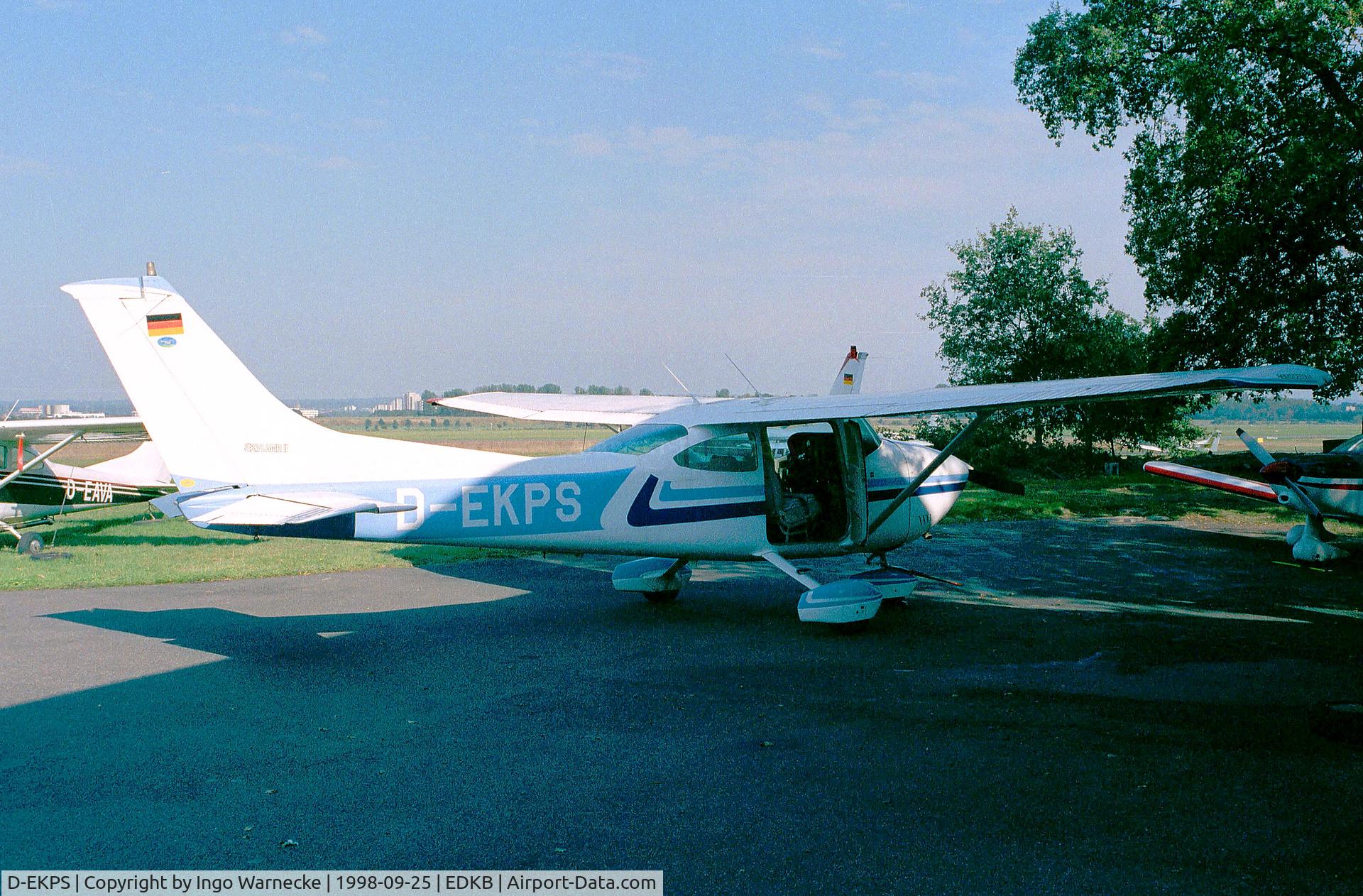 D-EKPS, 1979 Reims F182Q C/N 0077, Cessna (Reims) F182Q Skylane II at Bonn-Hangelar airfield