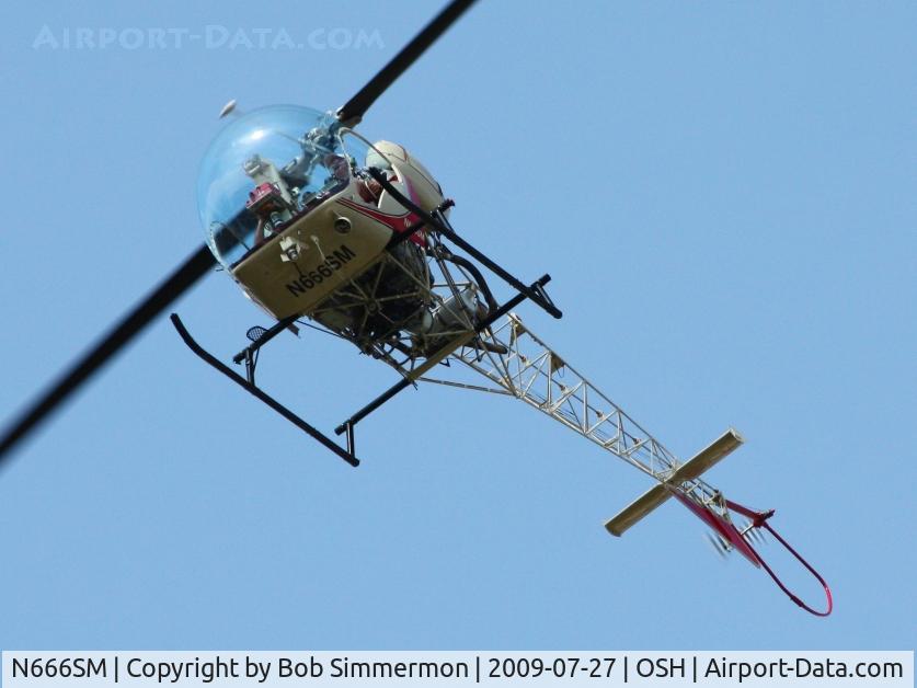 N666SM, Bell 47G-3B-1 Sioux C/N 3533, Tours over Airventure 2009 - Oshkosh, Wisconsin
