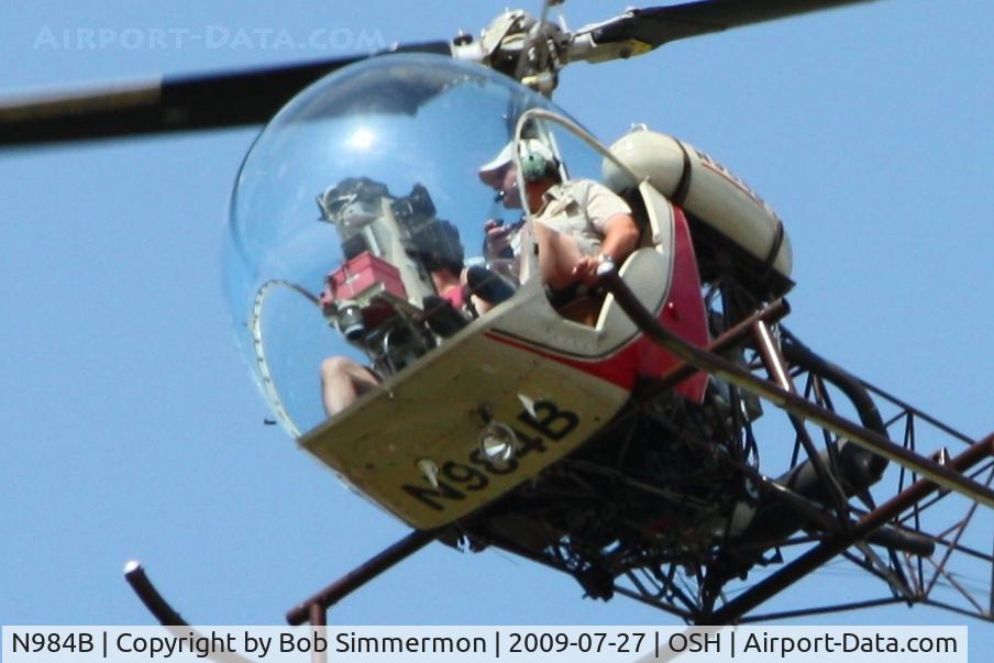 N984B, 1955 Bell 47G-2 C/N 1382, Tours over Airventure 2009 - Oshkosh, Wisconsin