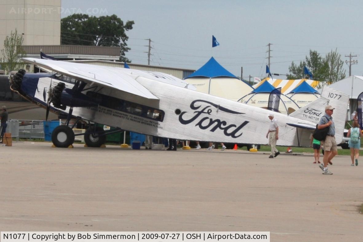 N1077, 1927 Ford 4-AT-B Tri-Motor C/N 10, Airventure 2009 - Oshkosh, Wisconsin