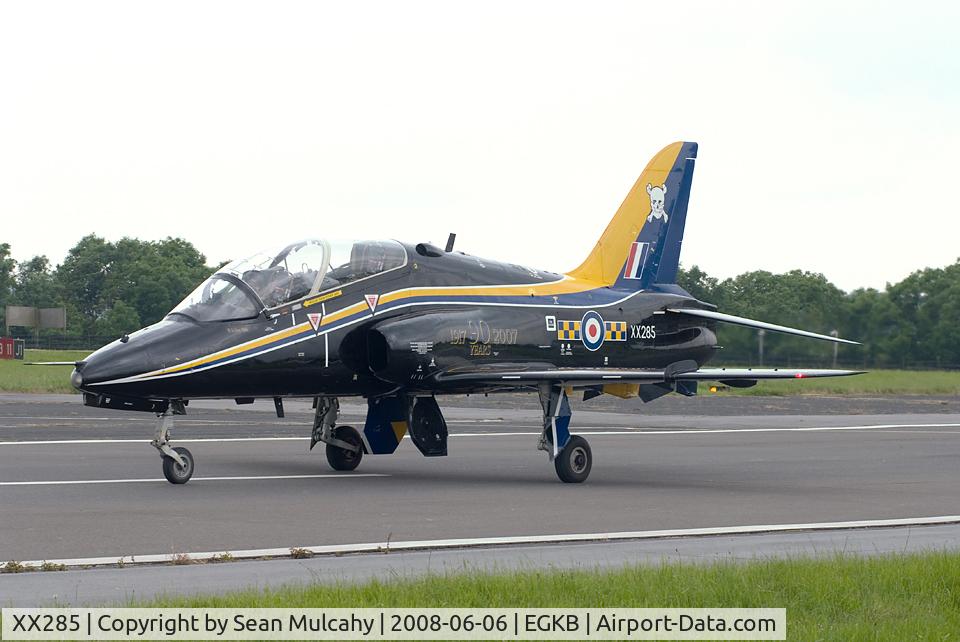 XX285, 1979 Hawker Siddeley Hawk T.1A C/N 111/312110, XX285, a Hawk T1A, seen at the Biggin Hill Press Day, Biggin Hill Airport, Kent, U.K. June 6th, 2008