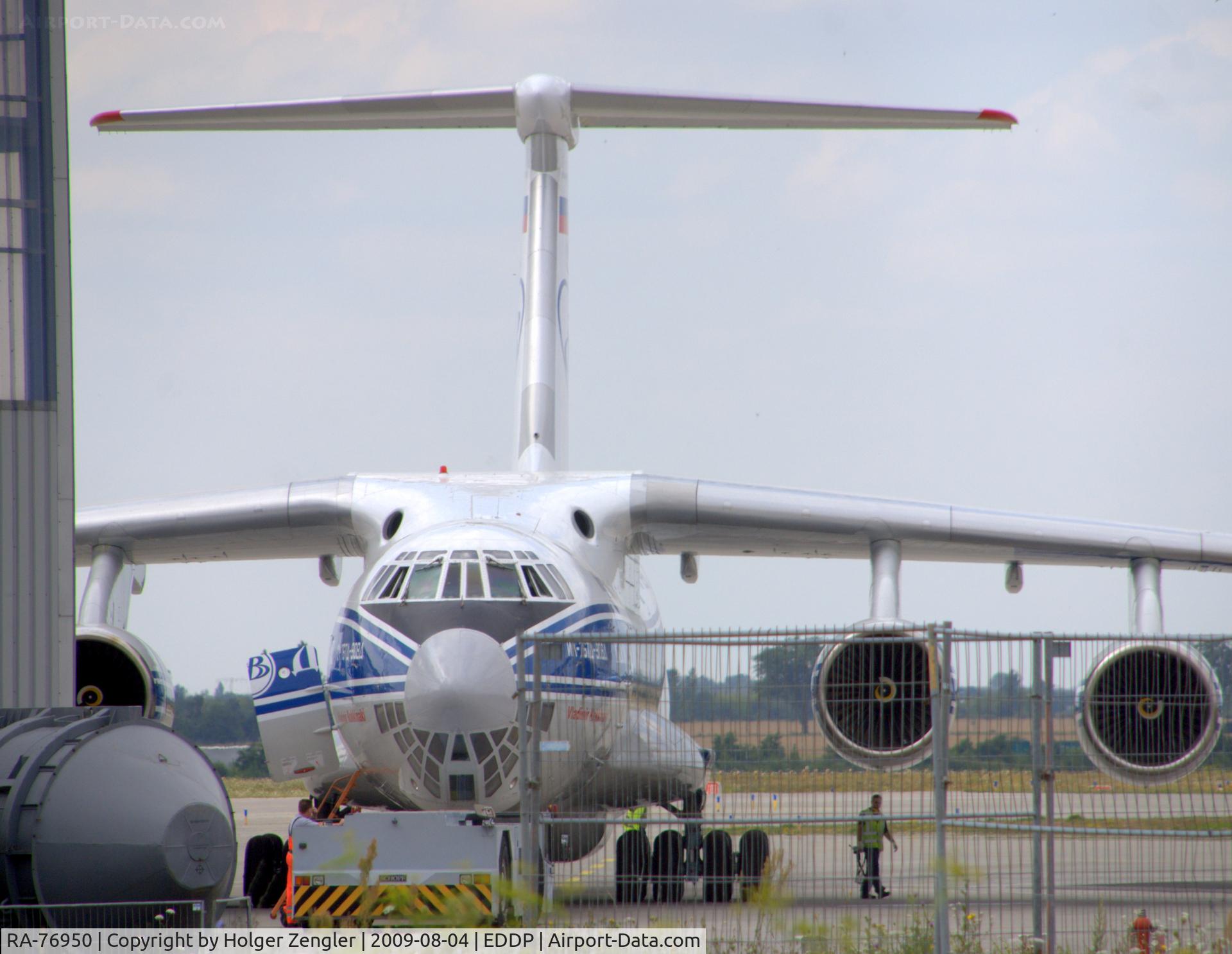 RA-76950, 2004 Ilyushin Il-76TD-90VD C/N 2043420697, Volga-Dnjepr base at LEJ