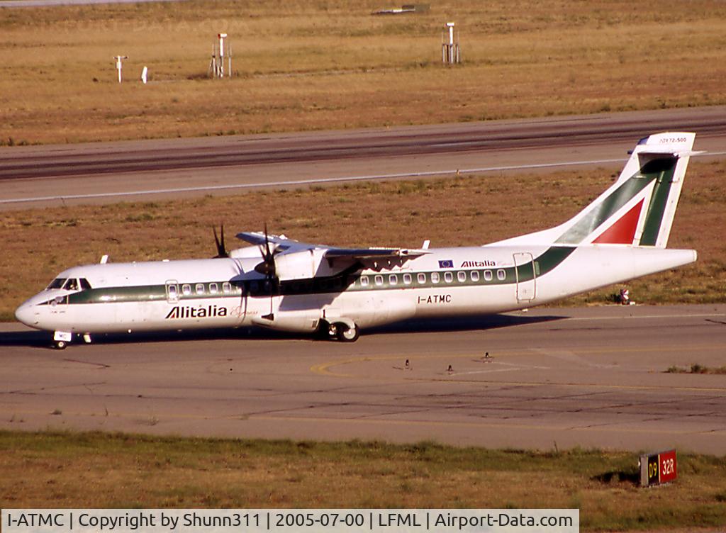 I-ATMC, 1999 ATR 72-212A C/N 588, Lining up rwy 32R for departure...
