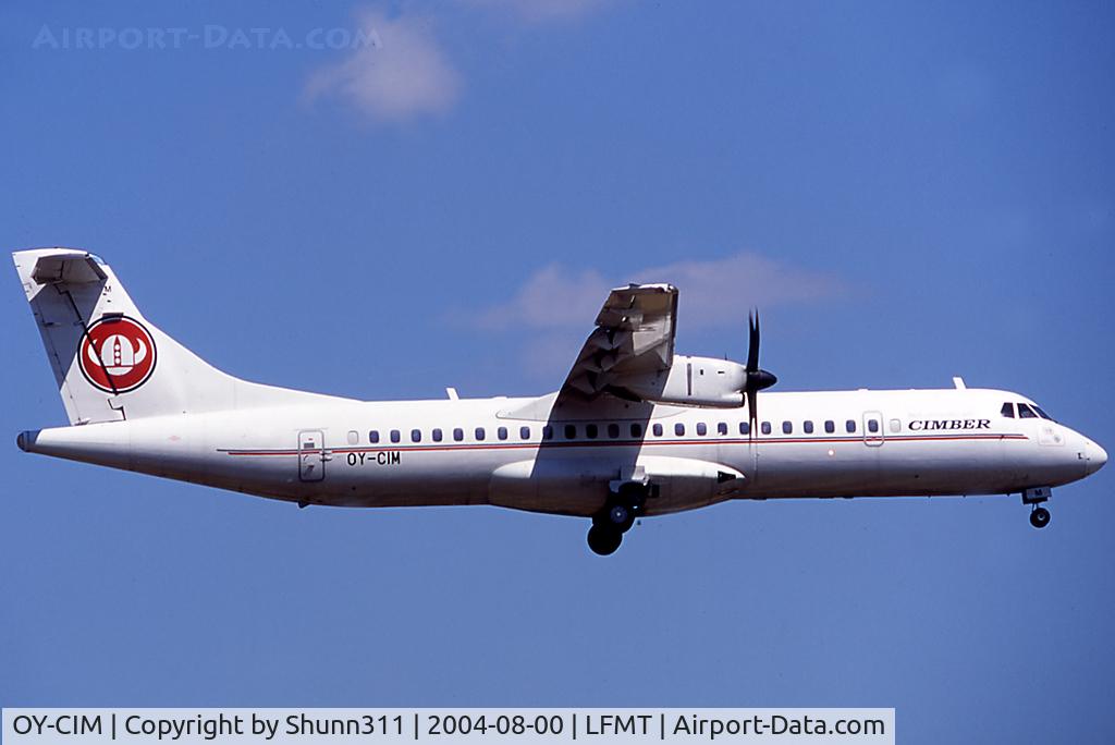 OY-CIM, 1995 ATR 72-212A C/N 468, On landing...