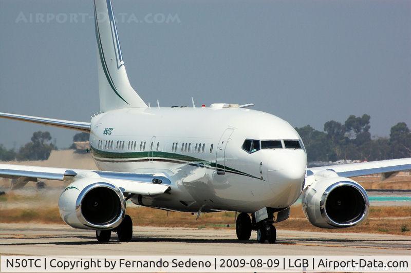 N50TC, 1998 Boeing 737-72T C/N 29024, BBJ Taxiing to rwy 30 at LGB.