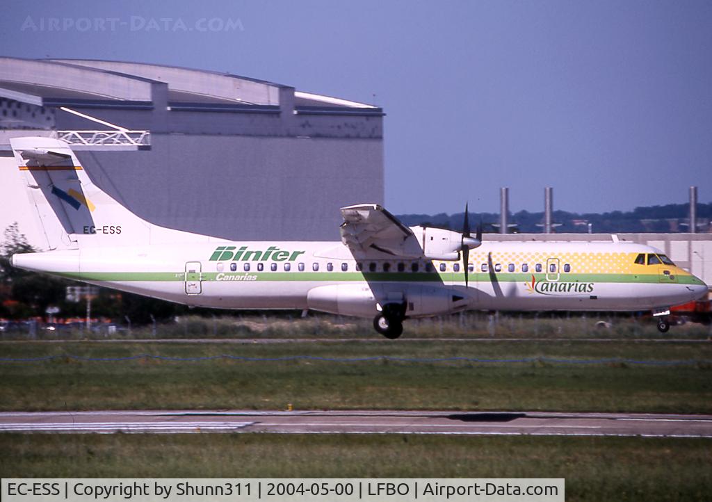 EC-ESS, 1989 ATR 72-202 C/N 154, Landing rwy 14R