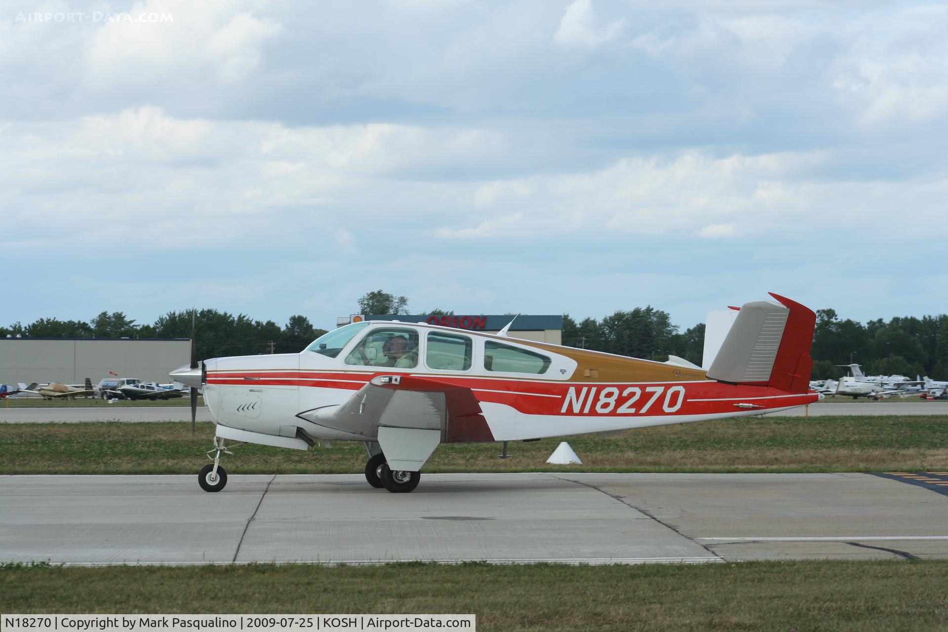 N18270, 1977 Beech V35B Bonanza C/N D-10029, Beech V35B
