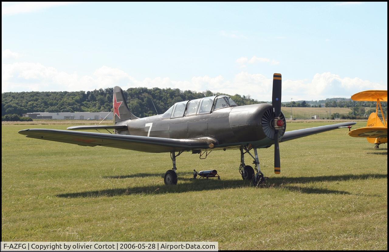 F-AZFG, Yakovlev Yak-18A C/N 1609, Lyon Corbas 2006 Airshow