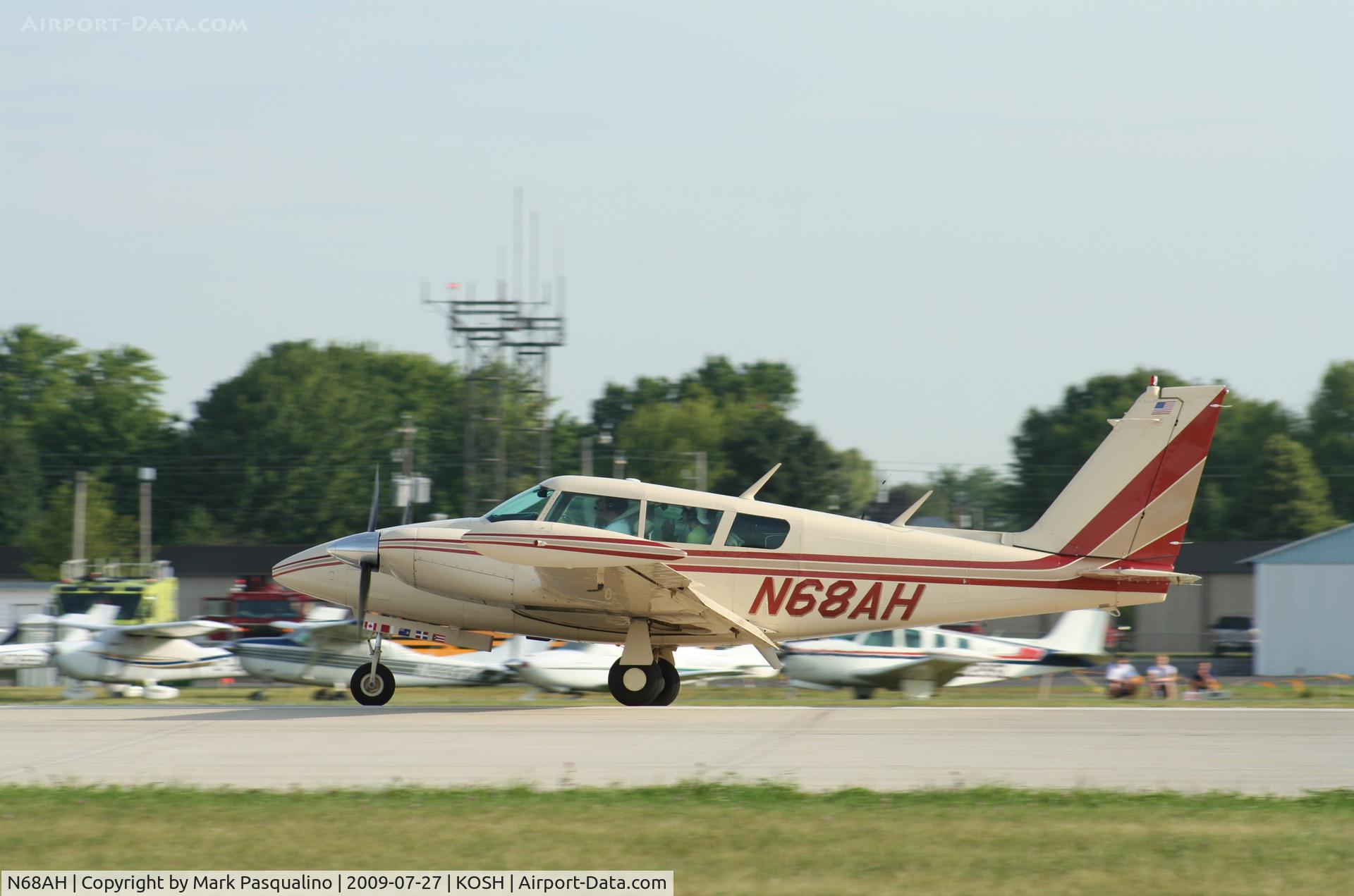 N68AH, 1968 Piper PA-30 Twin Comanche Twin Comanche C/N 30-1685, Piper PA-30