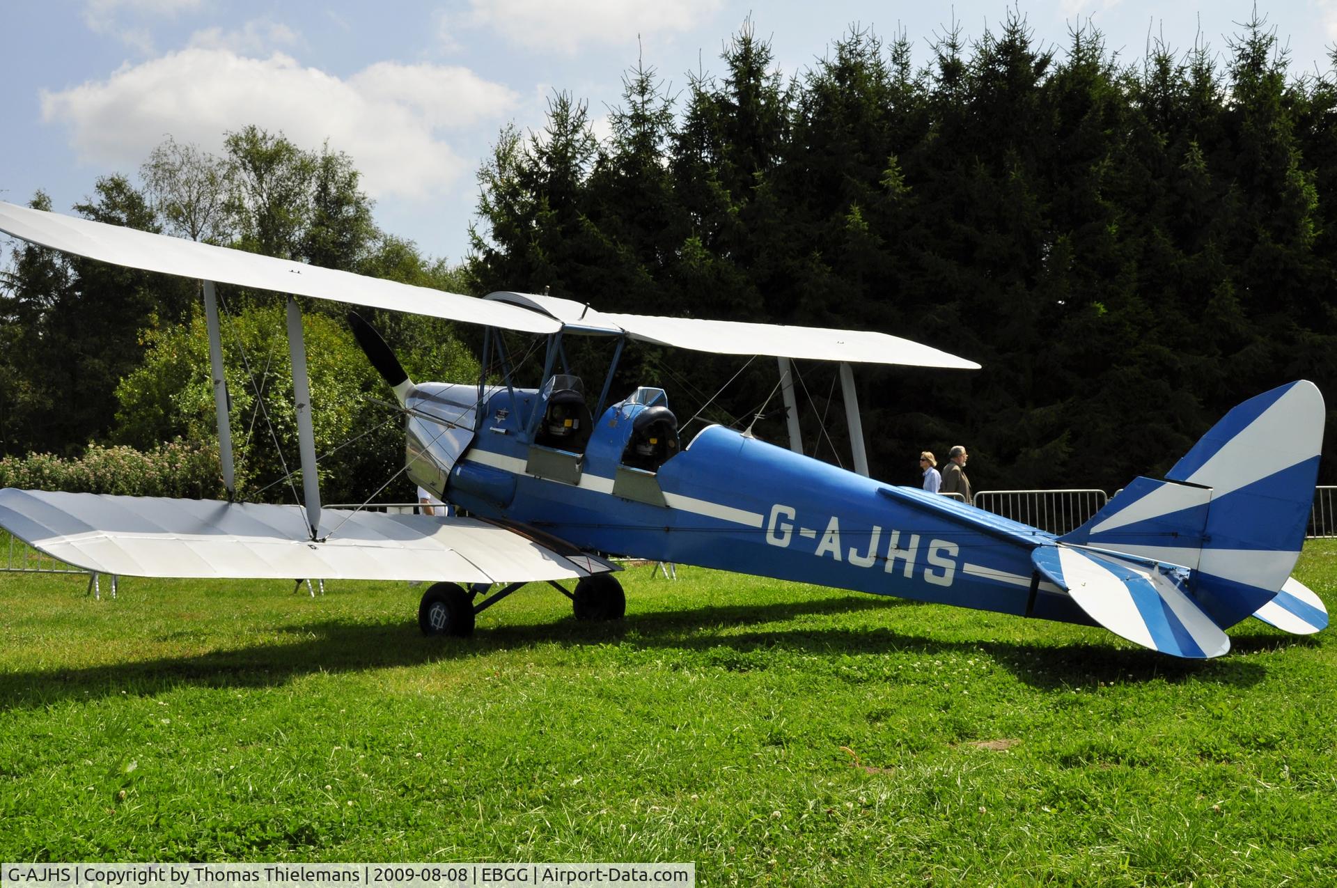 G-AJHS, 1941 De Havilland DH-82A Tiger Moth II C/N 82121, Opendeur VZP 2009