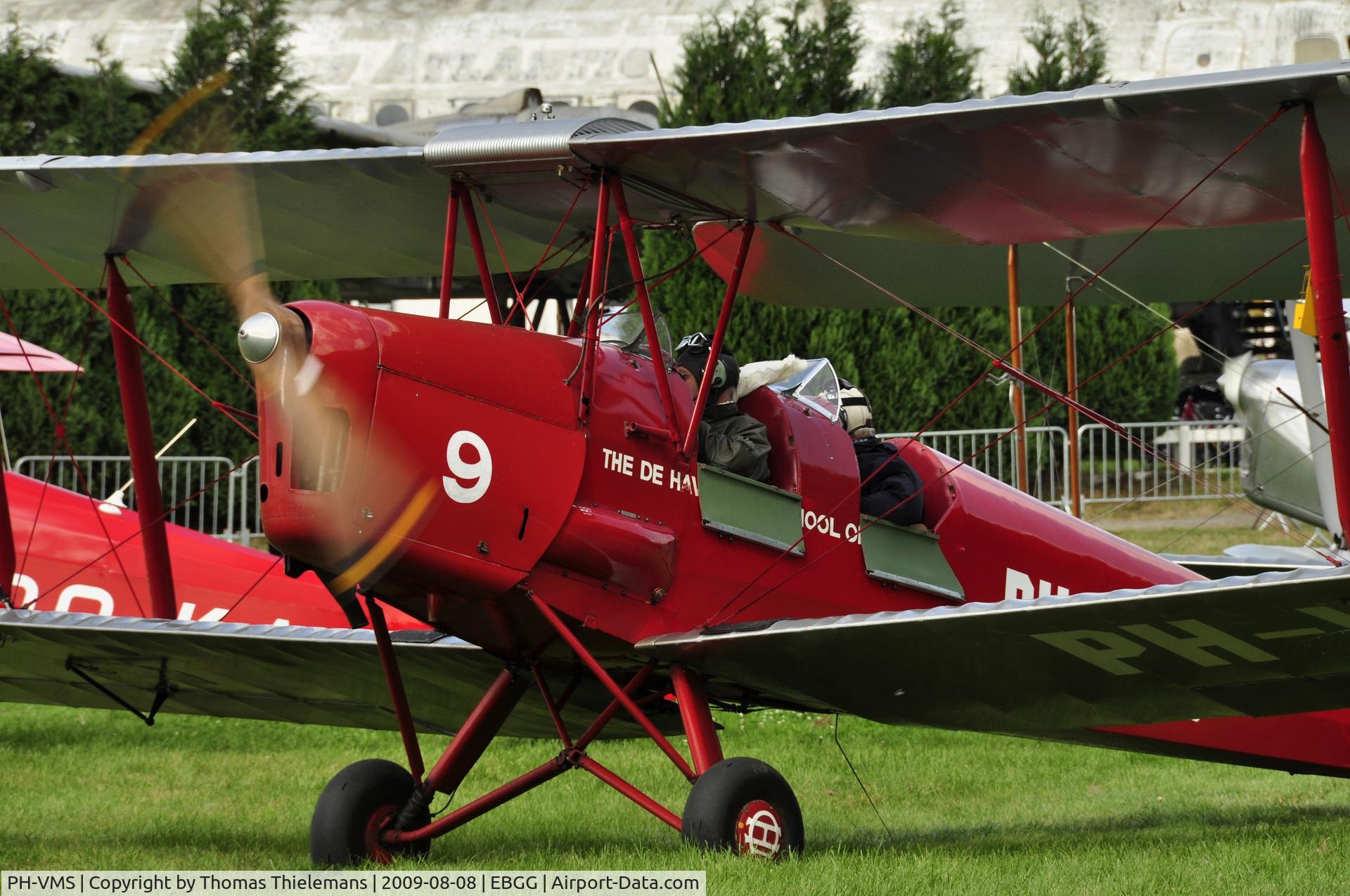 PH-VMS, 1935 De Havilland DH-82A Tiger Moth II C/N 3318, Opendeur VZP 2009