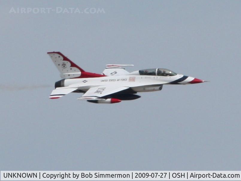 UNKNOWN, General Dynamics F-16C Fighting Falcon C/N Unknown, USAF F-16 Thunderbird overflying Airventure 2009 - Oshkosh, Wisconsin