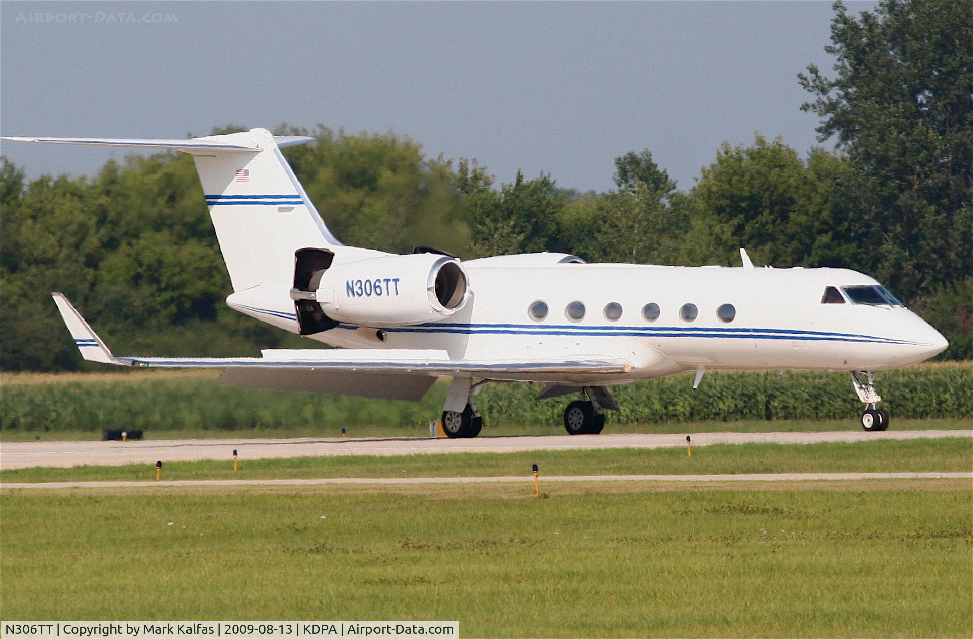 N306TT, 1990 Gulfstream Aerospace G-IV C/N 1148, T-BIRD AVIATION, INC. Gulfstream IV, N306TT, arriving 20R KDPA from KFOK.