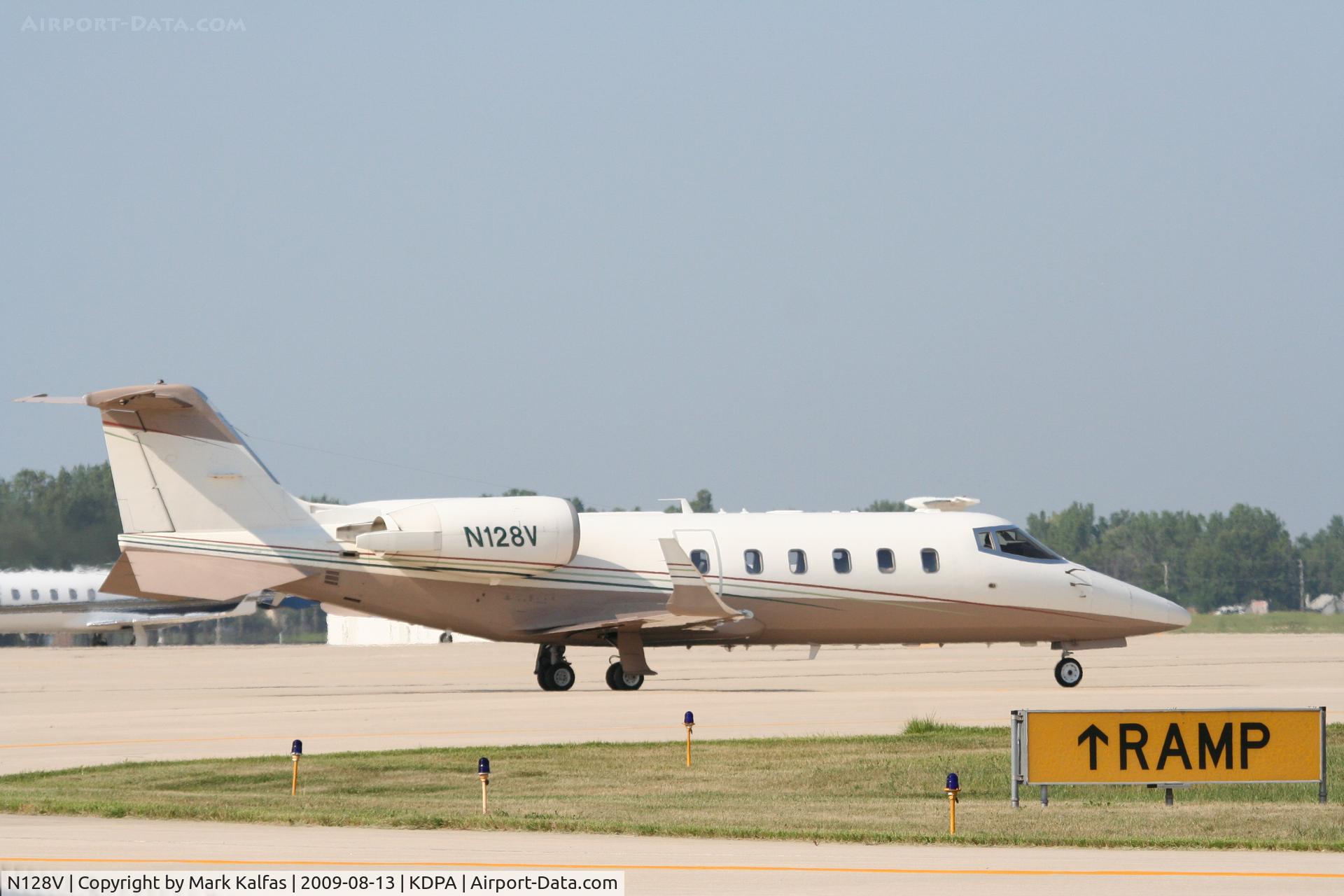 N128V, 2001 Learjet 60 C/N 226, Learjet 60, N128V taxiing to RWY 20R KDPA.