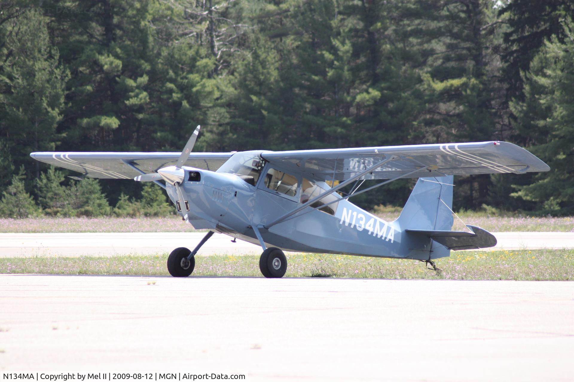 N134MA, American Champion 8GCBC Scout C/N 429-2001, Parked