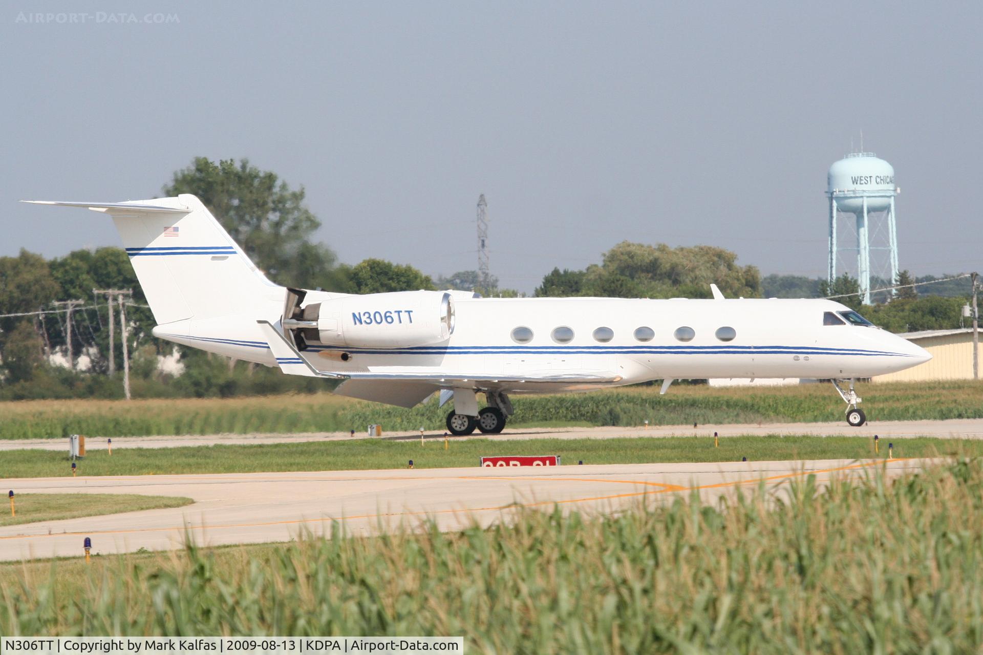 N306TT, 1990 Gulfstream Aerospace G-IV C/N 1148, T-BIRD AVIATION, INC. Gulfstream IV, N306TT, arriving 20R KDPA from KFOK.