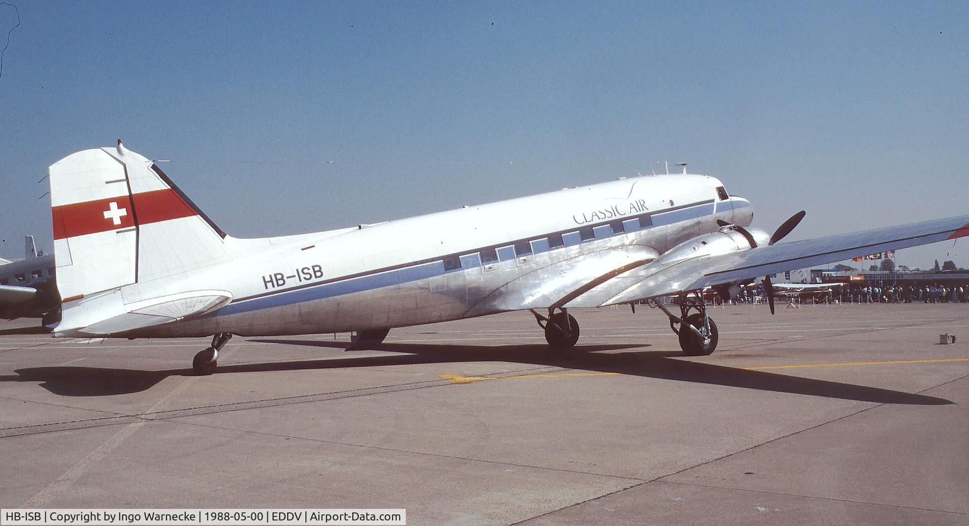 HB-ISB, 1942 Douglas DC3C-S1C3G (C-47) C/N 4666, Douglas DC-3C of Classic Air at the ILA 1988, Hannover