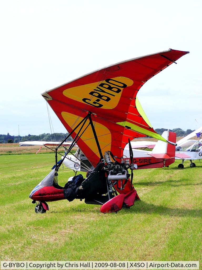 G-BYBO, 1998 Medway Eclipser C/N 155/134, Ince Blundell flyin