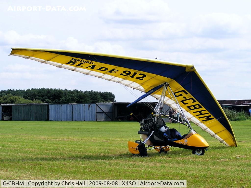G-CBHM, 2001 Mainair Blade 912 C/N 1301-1101-7-W1096, Ince Blundell flyin
