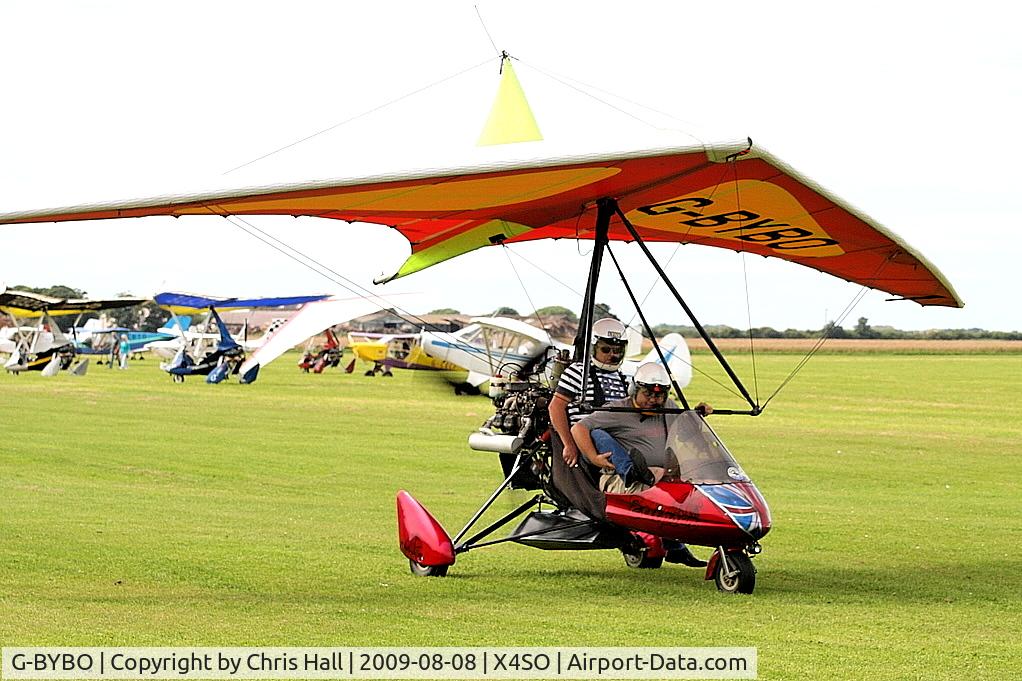 G-BYBO, 1998 Medway Eclipser C/N 155/134, Ince Blundell flyin