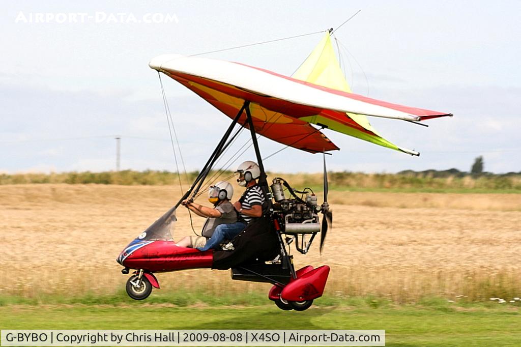 G-BYBO, 1998 Medway Eclipser C/N 155/134, Ince Blundell Micro light flyin