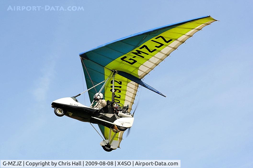 G-MZJZ, 1997 Mainair Blade 912 C/N 1121-0597-7-W924, Ince Blundell Micro light flyin
