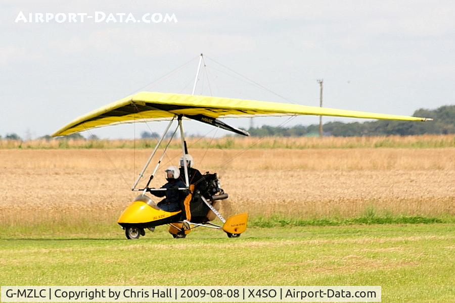 G-MZLC, 1998 Mainair Blade 912 C/N 1146-0298-7-W949, Ince Blundell Micro light flyin