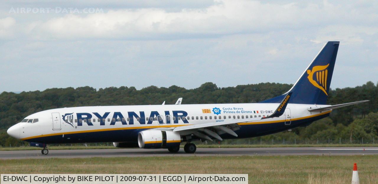 EI-DWC, 2007 Boeing 737-8AS C/N 36076, I MUCH PREFER THE LINES OF THE 737 TO THE STUBBY LOOKING A319
