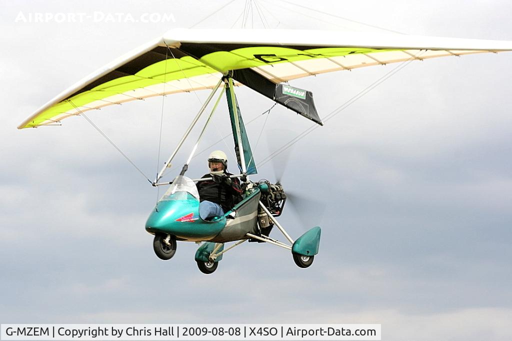 G-MZEM, 1996 Pegasus Quantum 15-912 C/N 7277, Ince Blundell Micro light flyin