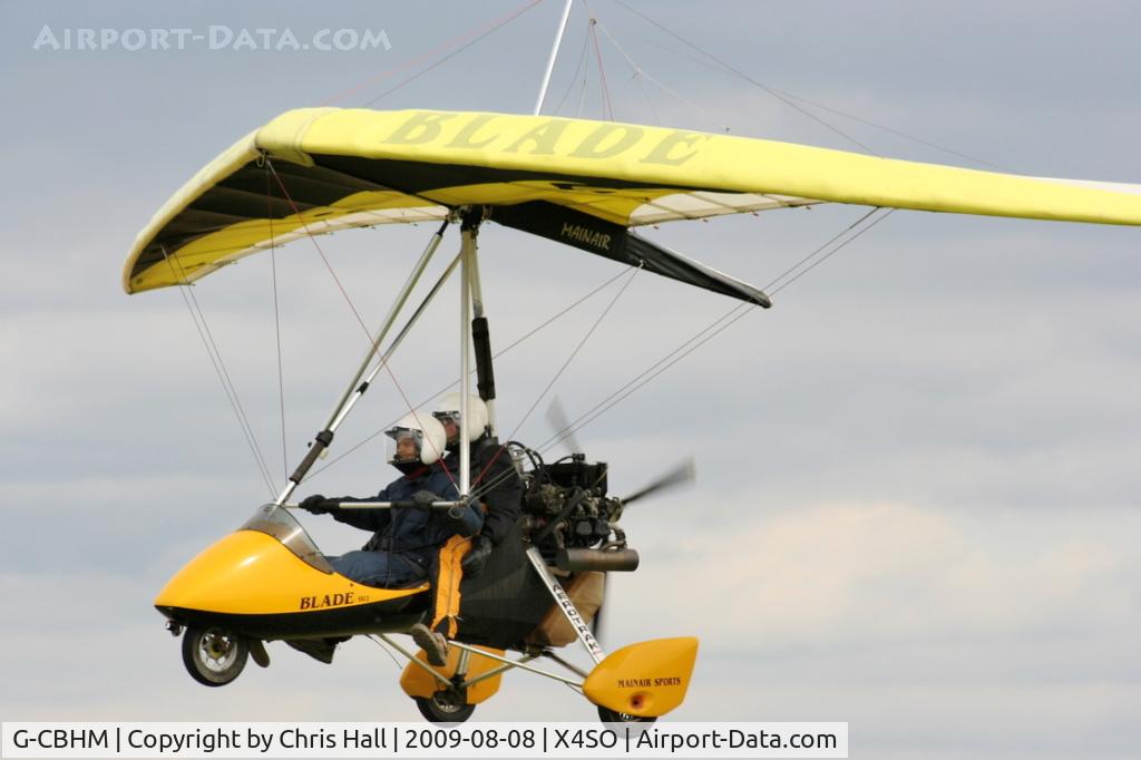 G-CBHM, 2001 Mainair Blade 912 C/N 1301-1101-7-W1096, Ince Blundell Micro light flyin