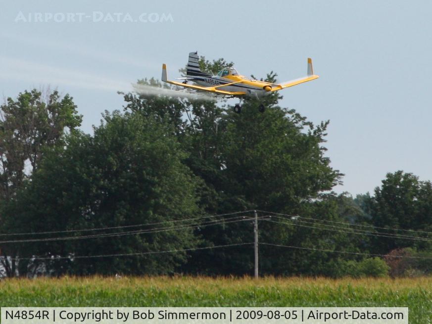 N4854R, 1975 Cessna A188B C/N 18802373T, In action south of La Rue, Ohio