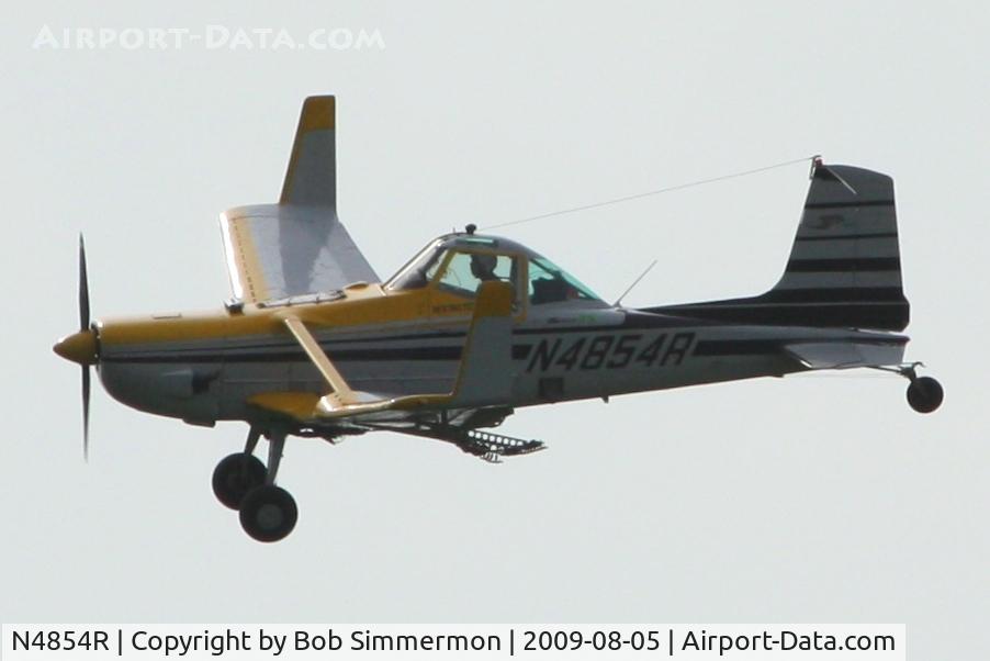 N4854R, 1975 Cessna A188B C/N 18802373T, In action south of La Rue, Ohio