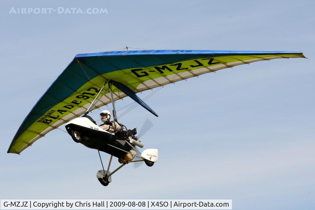 G-MZJZ, 1997 Mainair Blade 912 C/N 1121-0597-7-W924, Ince Blundell Micro light flyin