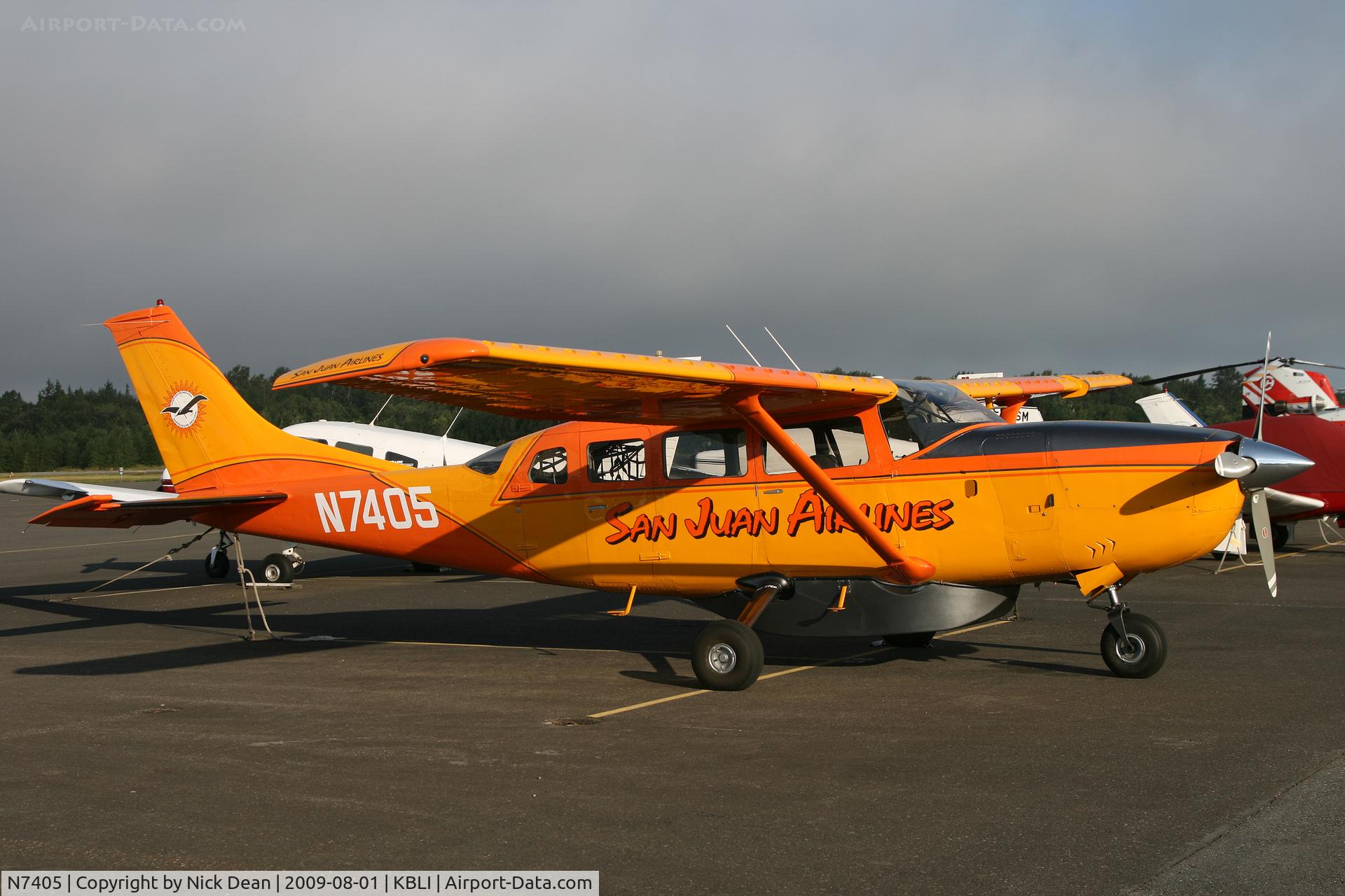 N7405, 1969 Cessna T207 C/N 20700147, KBLI